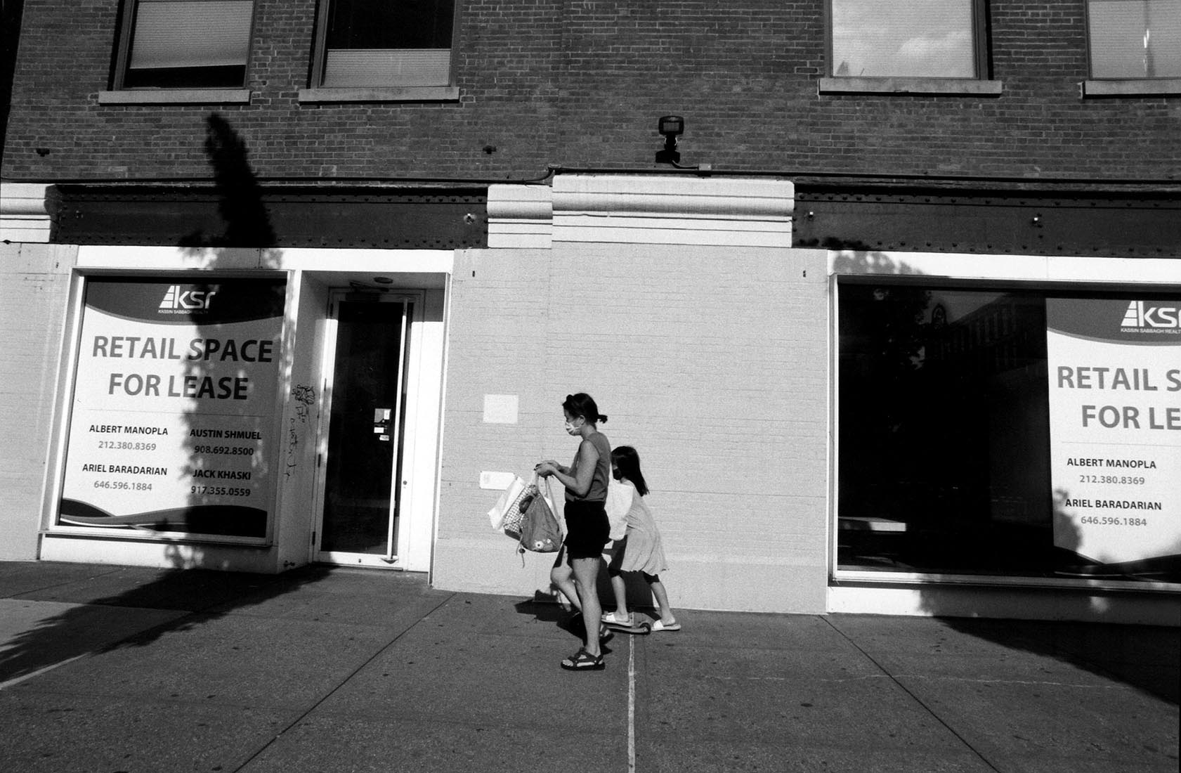 Chelsea Streets photograph by Leslie Fratkin